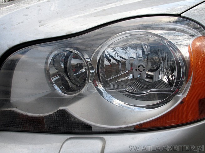 Reflektor Xenon D2R w Volvo XC